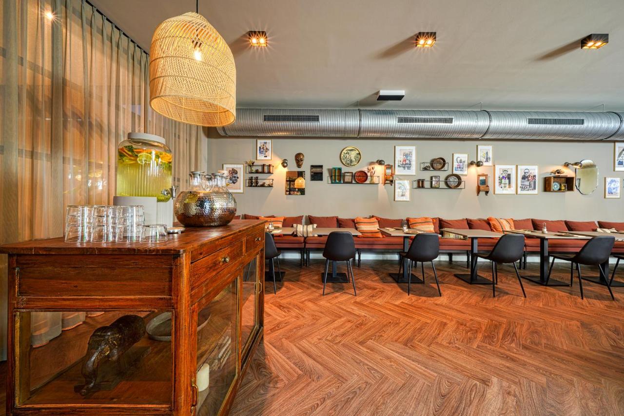 Vienna House Easy By Wyndham Bonn City Esterno foto