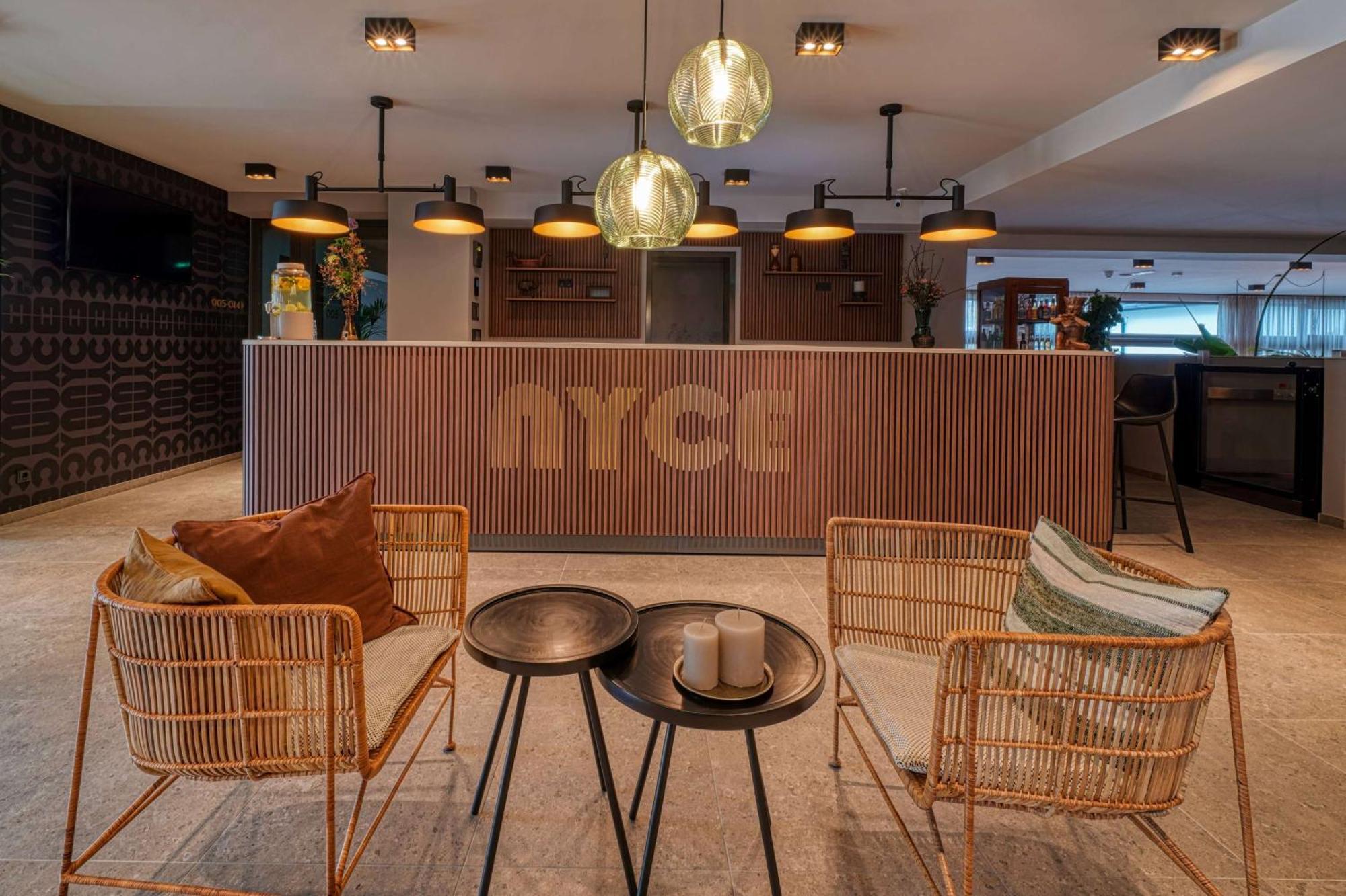 Vienna House Easy By Wyndham Bonn City Esterno foto